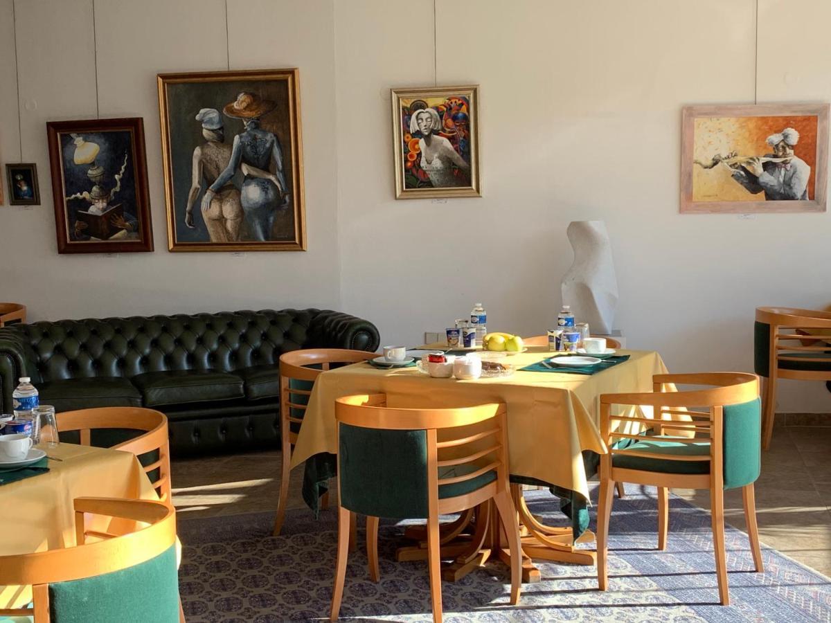 Antik Hotel Sofia Litomyšl Екстериор снимка